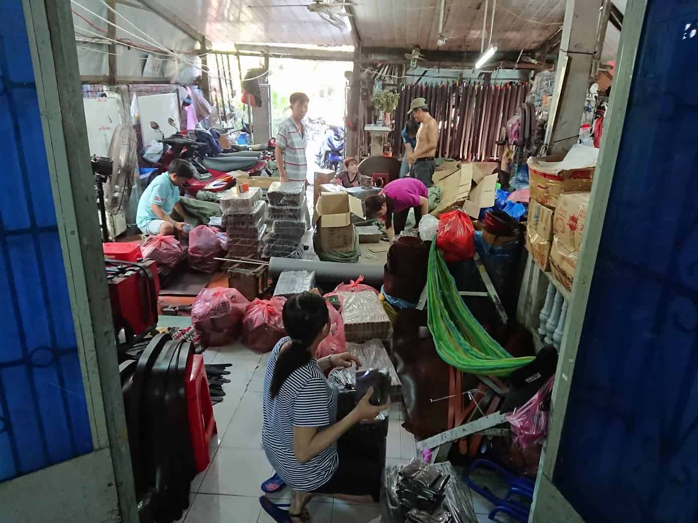 hinh anh gui hang cho khach 4