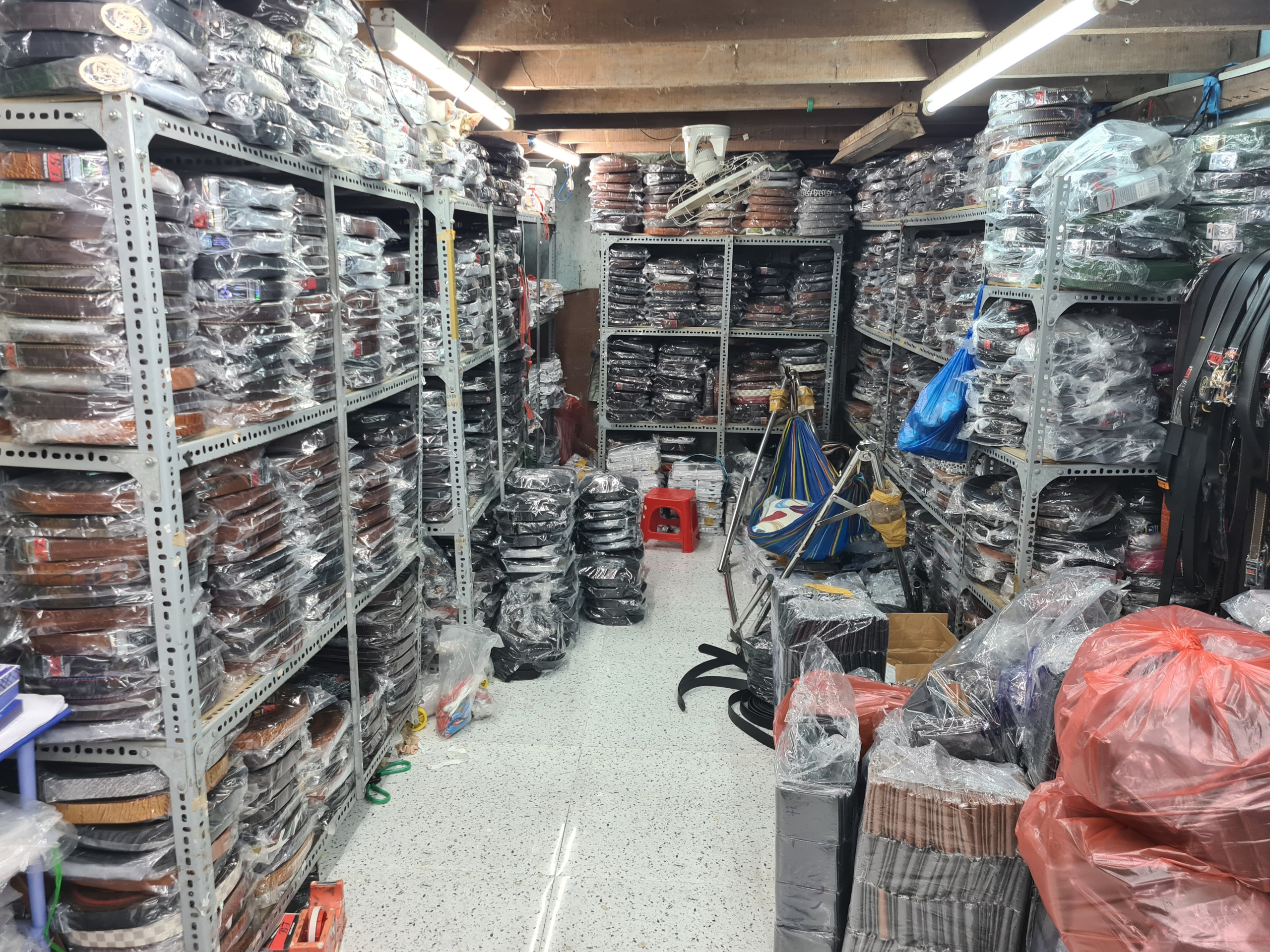 ke-day-nit-thuy-bich-vinh-long