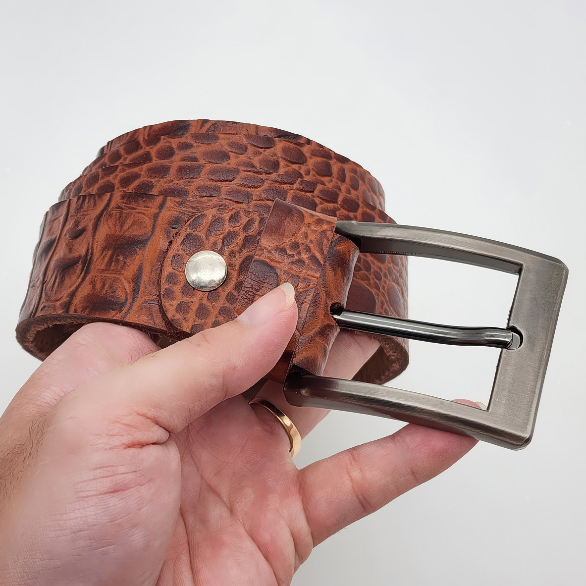 Dây nịch da bò thật dập vân cá sấu DHM-324 | Khoá kim màu đen nhám thời trang | Bảo hành 12 tháng - Ảnh 6