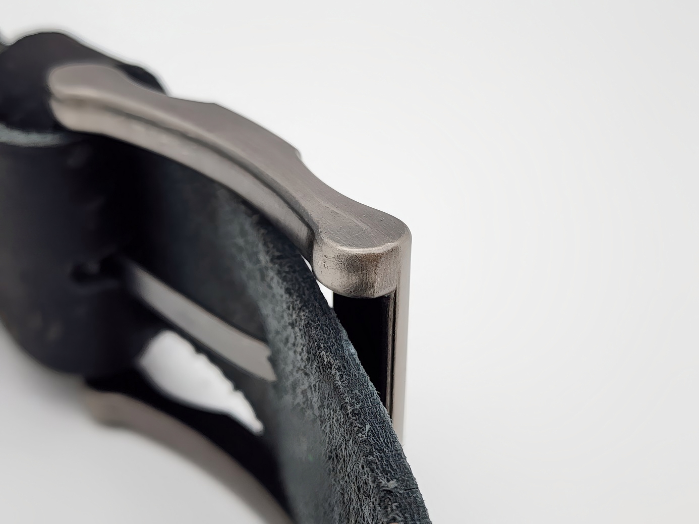 Dây nịt nam da bò thô DHM-443 | Đầu khoá kim loại chì gập khúc nguyên khối | Giao logo ngẫu nhiên | Bảo hành 12 tháng - Ảnh 6